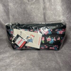 NIP Harvey’s Seatbelt Stitch Ohana Makeup Case Bag New Includes tags and charm